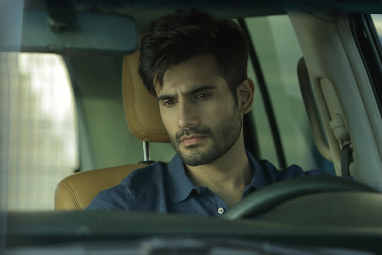 When Karan Tacker shot an audition tape in a public toilet!