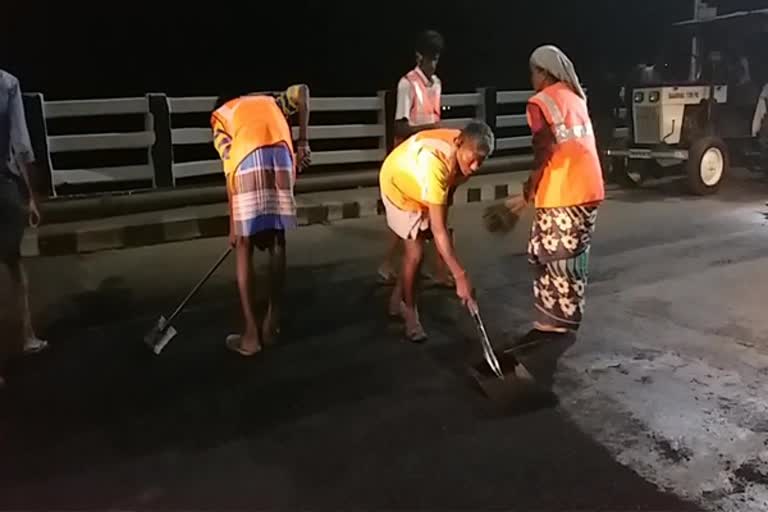 Roadside work in rush for TN CM visit to open karur govt Hospital