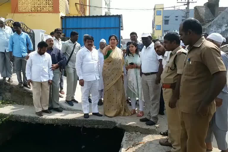 MINISTER SATHYAVATHI RATODE IN PATTANA PRAGATHI