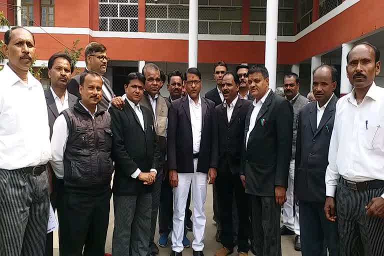 Tomar selected as director of tikamgarh Advocate Union