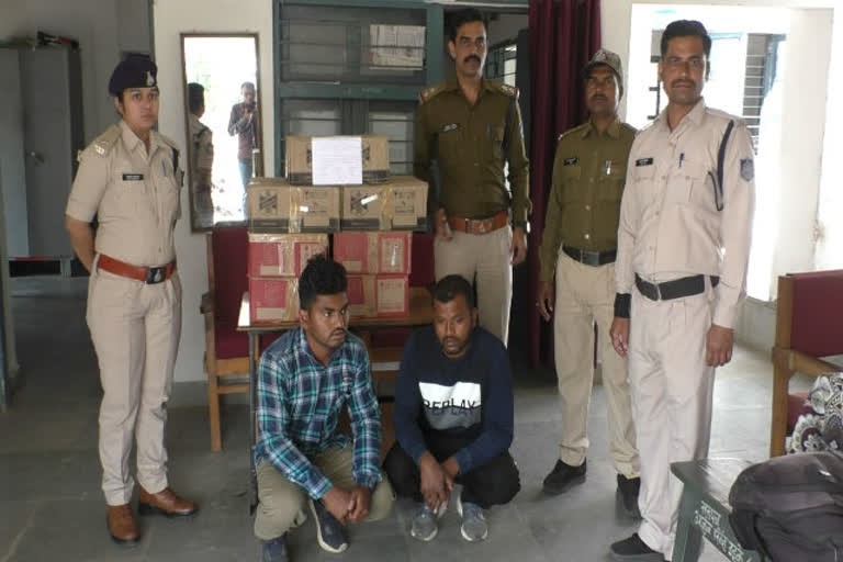 Two arrested for smuggling illegal liquor