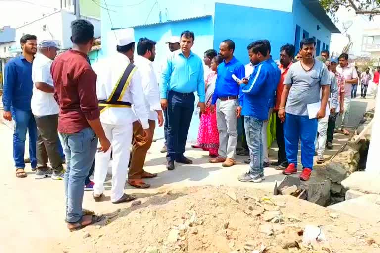 collecter serious on muncipal employes about sanitation maintanence in kagaznagar