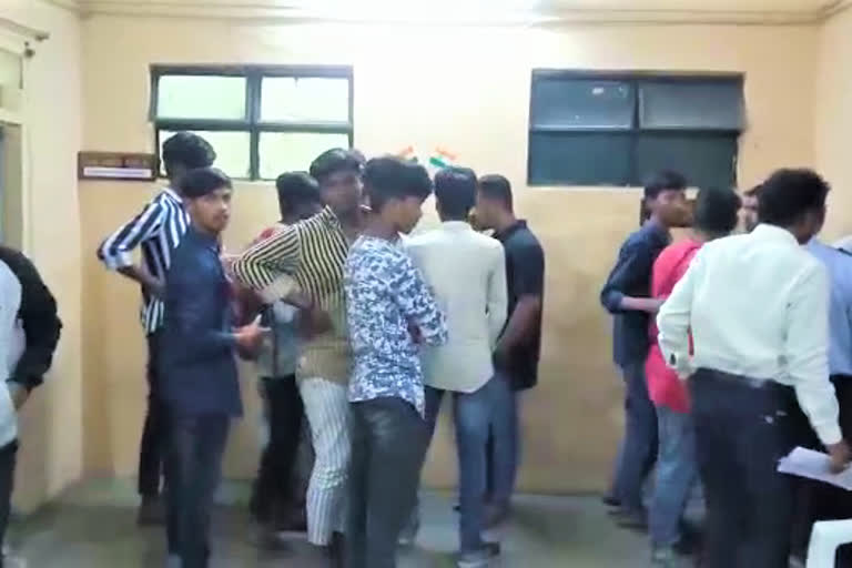 inter students protest at inter board office