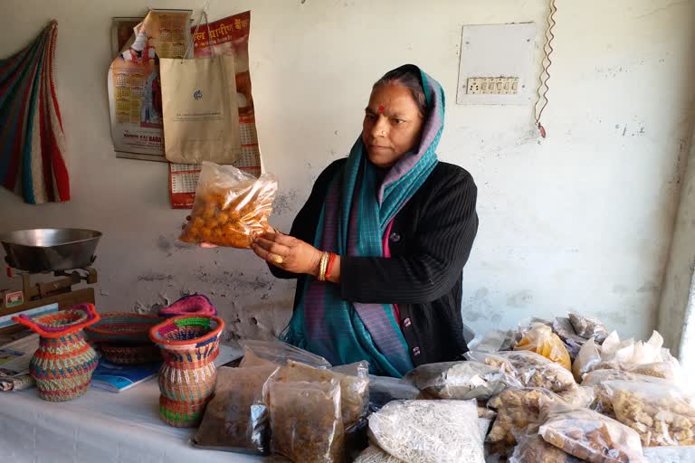 sita devi gave job to women by forming self help groups