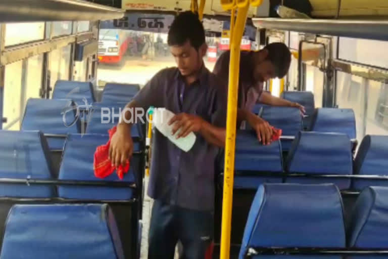 ksrtc staff washesh buses with dettol in bangalore