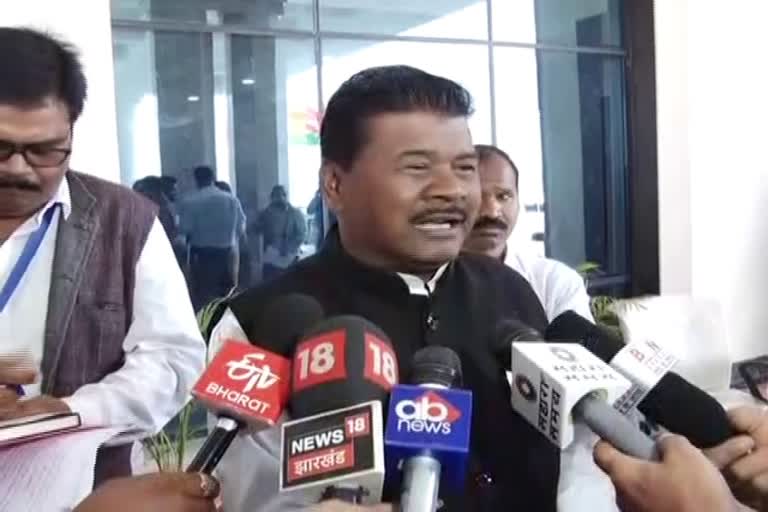 Bandhu Tirki told the government to avoid the authorities in ranchi