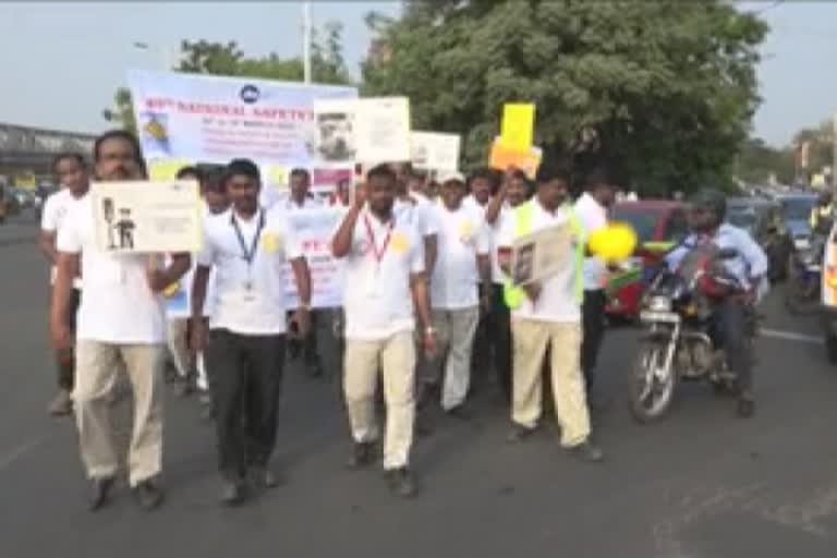 Traffic Awareness Campaign Conducted by jio Staff