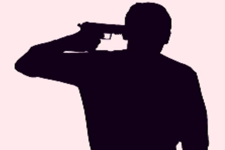 CAF jawan shot himself in caf camp narayanpur