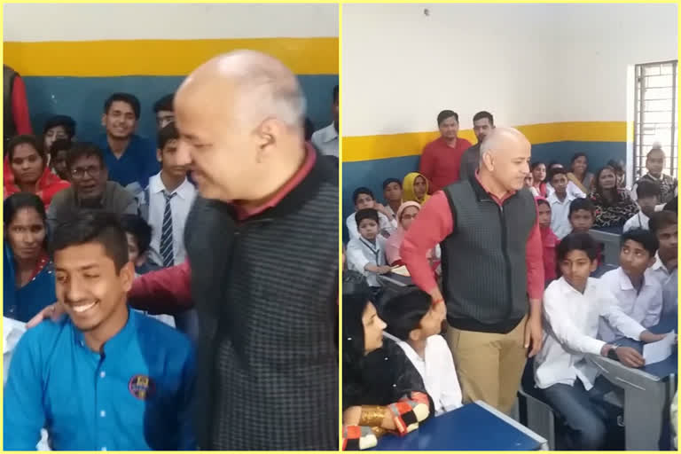 manish sisodia awake students on corona virus at school in khajuri khas in delhi