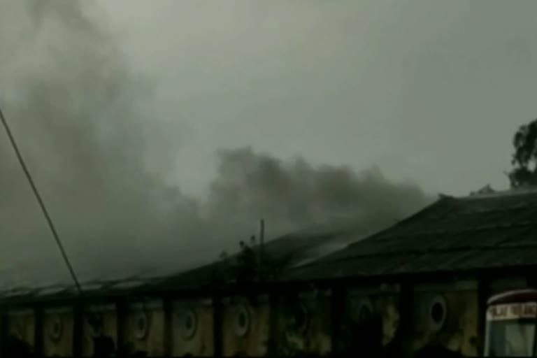 Fire in godown near railway station in pathankot