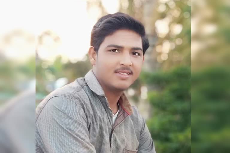 Manoj Prajapati