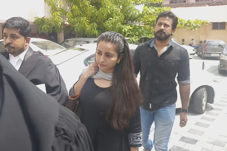 In the case of assaulting the actress latest updates  നടി ഭാമയുടെ സാക്ഷി വിസ്താരം മാറ്റി  ഭാമയുടെ സാക്ഷി വിസ്താരം മാറ്റി  നടി ഭാമ  എട്ടാം പ്രതി ദിലീപ്  നടിയെ ആക്രമിച്ച കേസ്