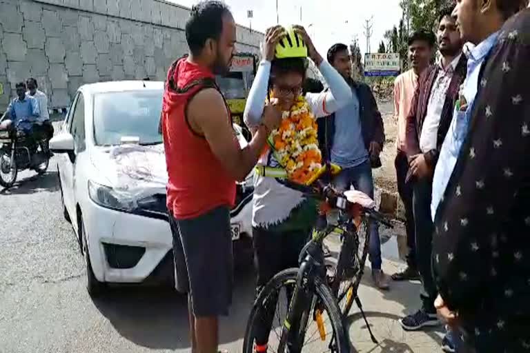 delivered Beti Bachao and Beti Padhao message by bicycle