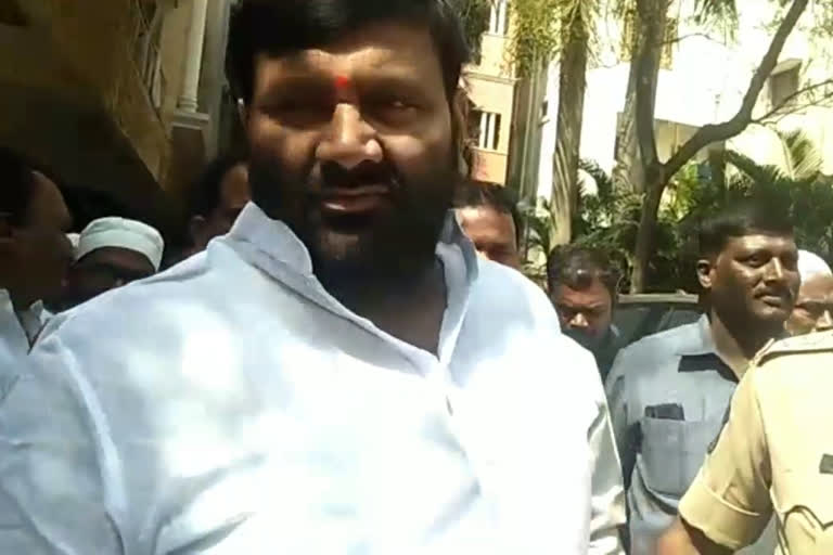 ex mla srisailam goud arrest in medchal kuduthbullapur