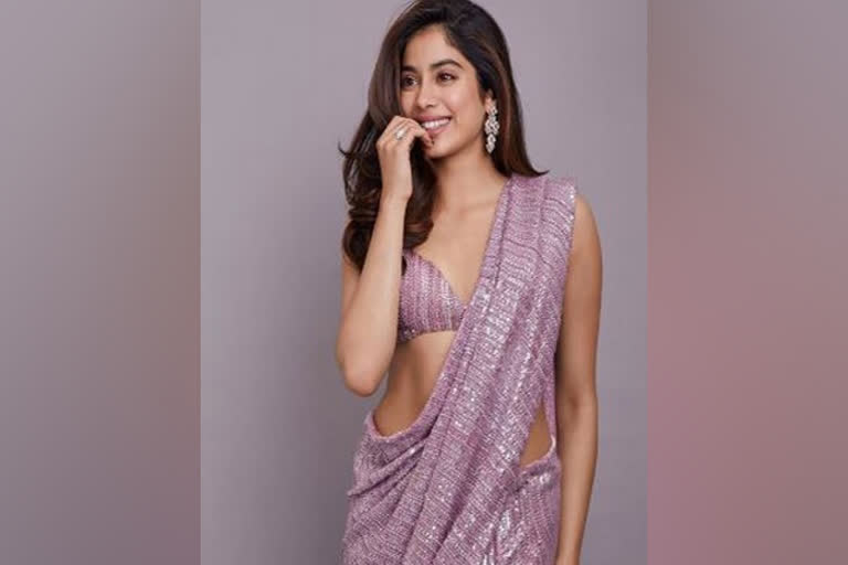 Wishes pour in for Janhvi Kapoor as she turns 23