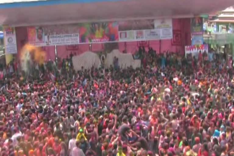 No holi event in Seri Mandi