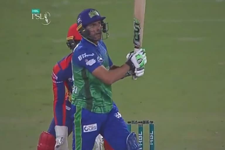 afridi-stars-for-multan-sultans-before-karachi-kings-match-abandoned