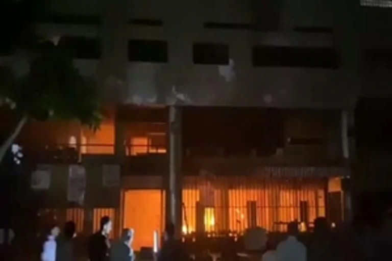 Fire breaks out at club in Maharashtra's Juhu Gymkhana