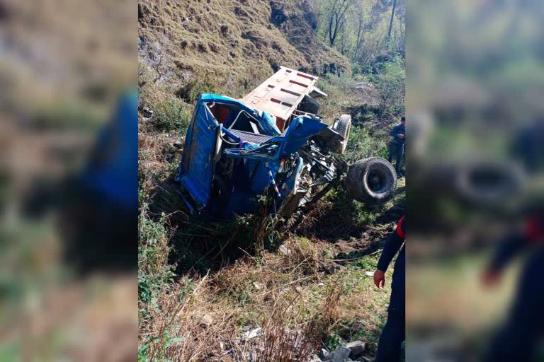 Road accident in Nahan