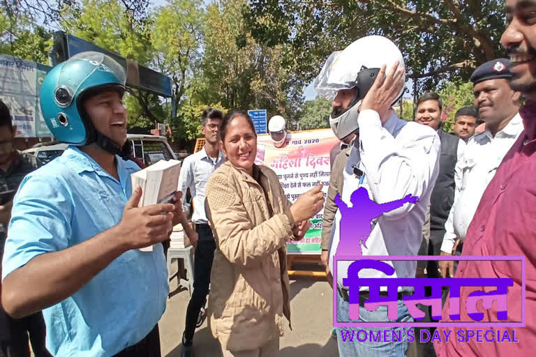 Delhi Traffic Police makes women aware of traffic rules on the occasion of International Womens Day