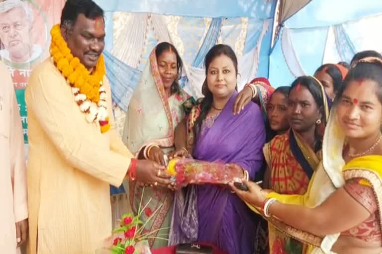 MLA Amar kumar bauri honoured women on women's day