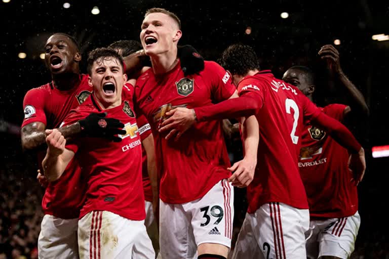 Manchester United defeated Manchester City by 2-0 in EPL