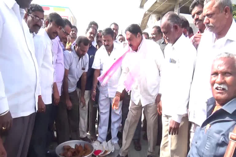 minister errabelli visited janagaon district