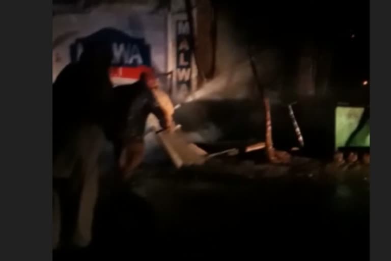 Fire accident in a shop in Bilaspur