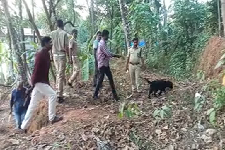 police Raid Nadapuram Kozhikode  Police Special Drive; Extensive raids at Nadapuram and Kallachi  Police Special Driveട  Extensive raids at Nadapuram and Kallachi  പൊലീസ് സ്പെഷ്യൽ ഡ്രൈവ്  നാദാപുരത്തും, കല്ലാച്ചിയിലും വ്യാപക റെയ്ഡ്