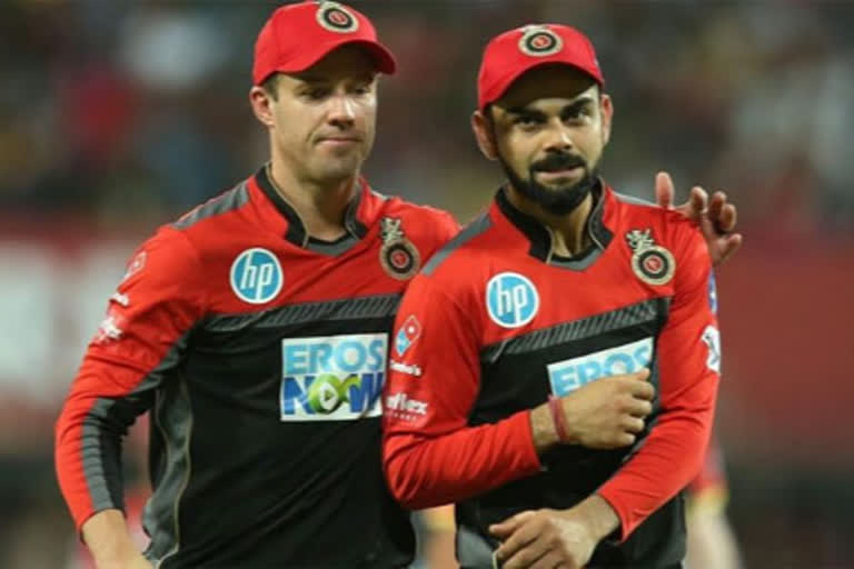 Slug virat kohli and ab develiours funny chating at twitter due to ipl match