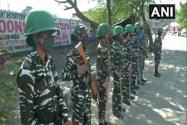 Heavy security in violence-hit northeast Delhi on HoliHoli celebrations in Delhi's riots-affected Maujpur  വടക്കുകിഴക്കൻ ഡൽഹി  മൗജ്‌പൂർ, യമുനാ വിഹാർ  സുരക്ഷ സേന