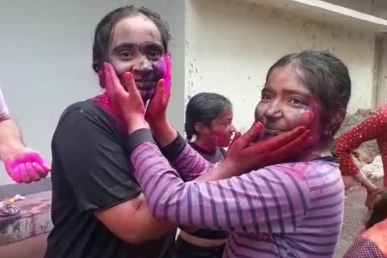 holi celebration in sarguja 2020