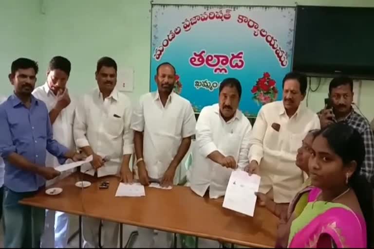 mla sandra venkata veeraiah cmrf cheques distibution