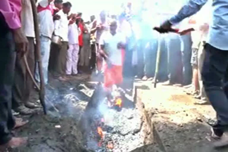 ધુળેટી પર્વ નીમિતે અનોખી પરંપરા