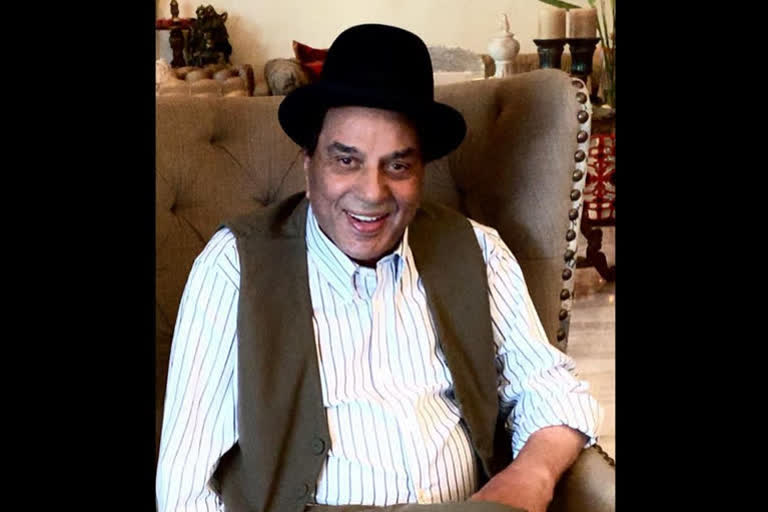 Dharmendra Deol , Dharmendra Deol news, Dharmendra Deol updates, Dharmendra Deol news, Dharmendra Deol thanks fans with throwback picture, धर्मेंद्र देओल, धर्मेंद्र देओल ने फैंस को कहा शुक्रिया