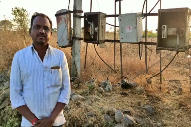 electricity-in-jarukwadi-stop-in-latur