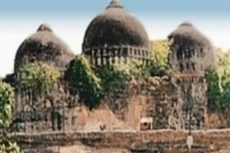 Babri Masjid case Babri Masjid demolition Ayodhya CBI Court Supreme Court பாபர் மசூதி இடிப்பு: 24ஆம் தேதி ஆஜராக மூவருக்கு அழைப்பாணை பாபர் மசூதி இடிப்பு சம்பத் ராய், லல்லு சிங், பிரகாஷ் சர்மா