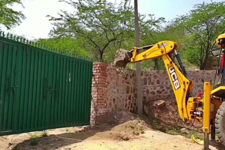 Illegal farm houses aravalli range in sohna