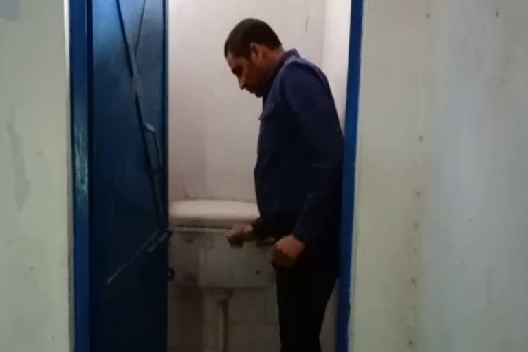 inspection of toilets in Shahabad