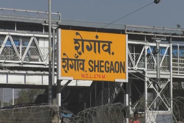 Minor Love Couple Suicide on Railway Train in Shegaon