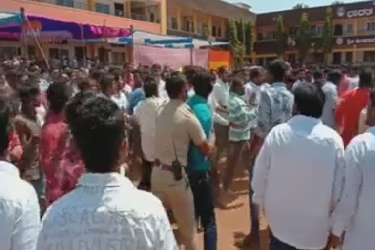 Group clash during Maratha council election in Dharwad