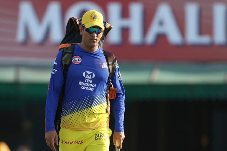 ms-dhoni-leaves-chennai-as-covid-19-puts-ipl-2020-on-hold