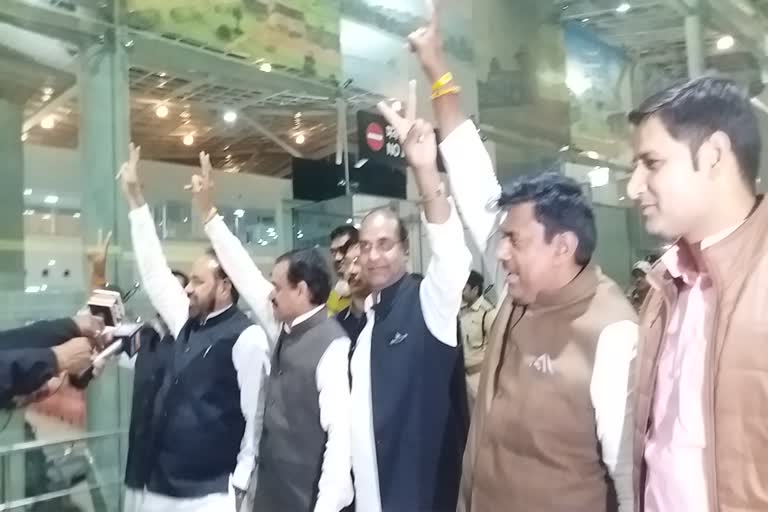 All MLAs reached Bhopal