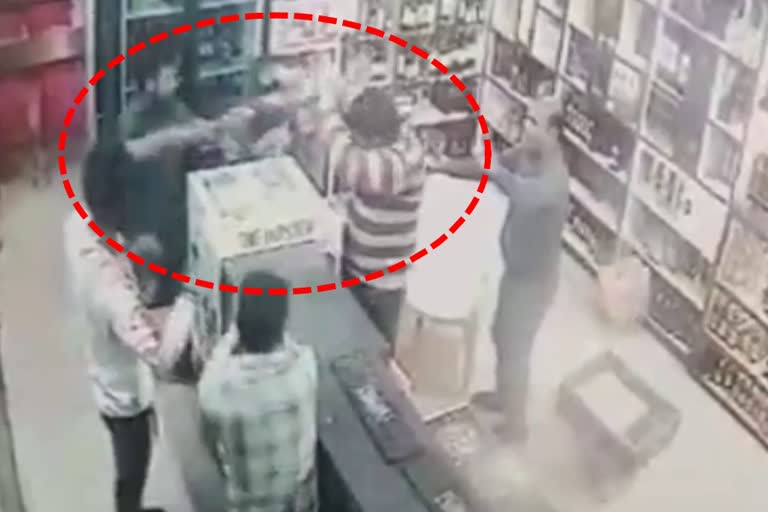 Robbery on liquor shop in panchkula