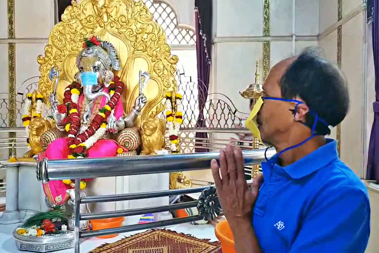 Ganesh idol of Nashik Siddivinayak temple masked