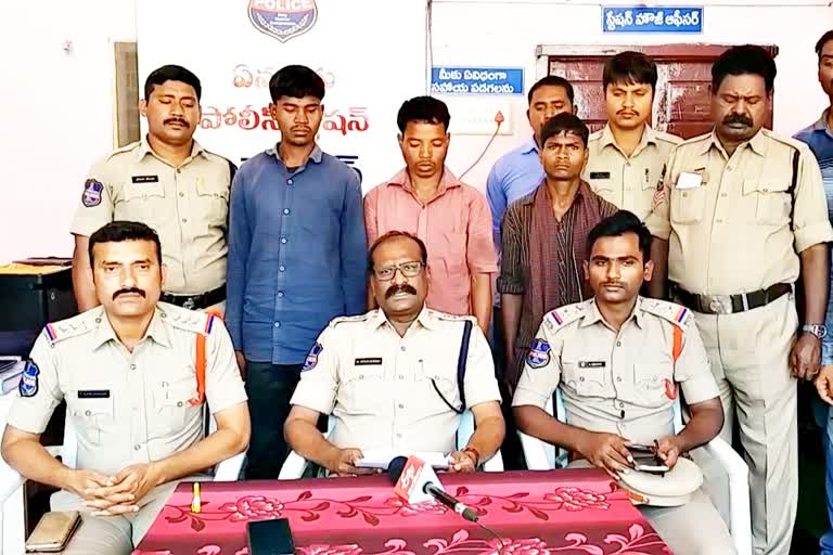 chatthisghad mavoist sympathizers arrested in khammam enkoor