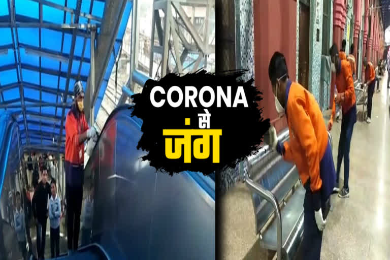 ghaziabad railway station is sanitize due to corona