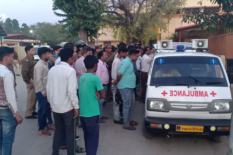 two students injured in firing in gonda