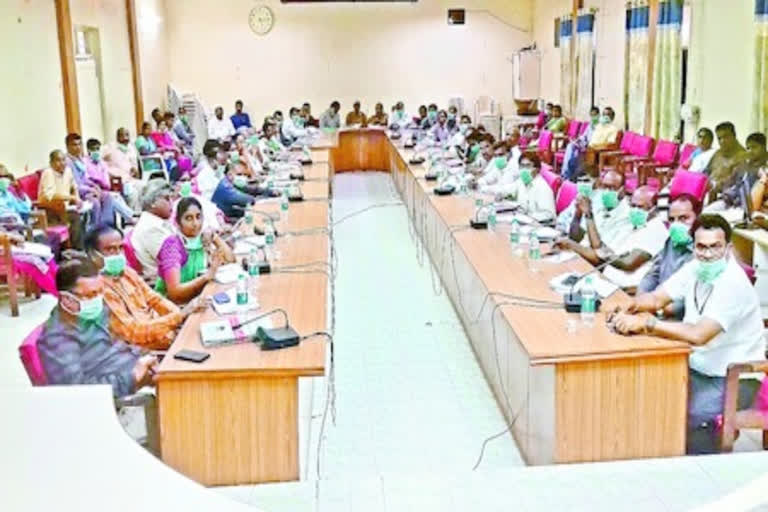 collector reviewed on tenth exams in mahabubnagar