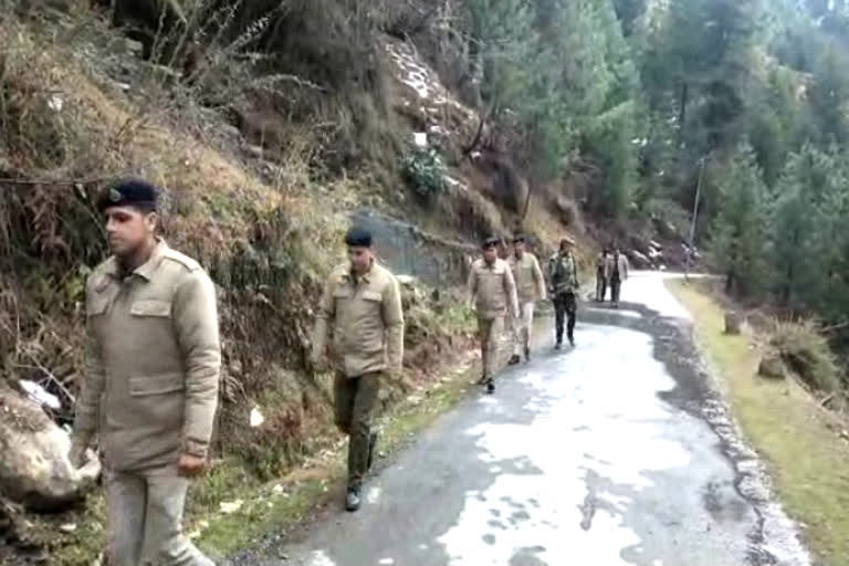 Himachal Pradesh police patrolling in Chamba Kihar